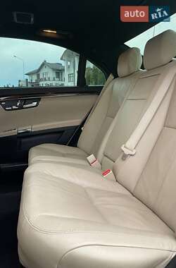 Седан Mercedes-Benz S-Class 2007 в Ровно