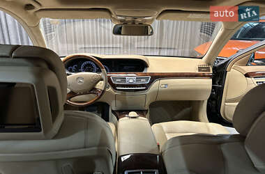 Седан Mercedes-Benz S-Class 2011 в 