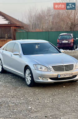 Седан Mercedes-Benz S-Class 2006 в Коломые