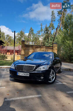 Седан Mercedes-Benz S-Class 2006 в Голованевске