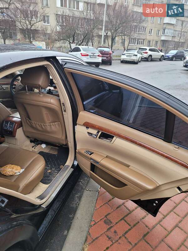 Седан Mercedes-Benz S-Class 2005 в Борисполе