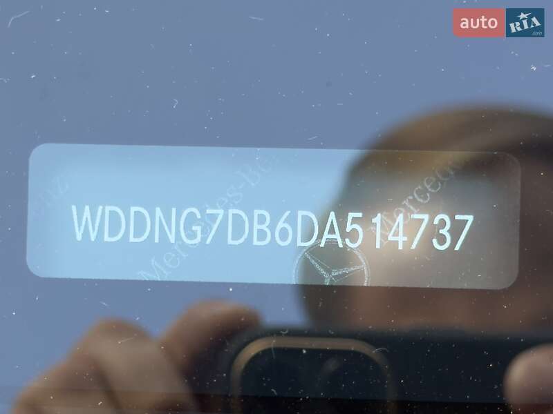 Седан Mercedes-Benz S-Class 2012 в Трускавце