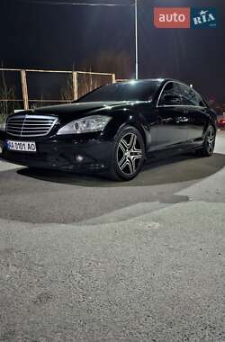 Седан Mercedes-Benz S-Class 2008 в 