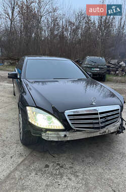 Седан Mercedes-Benz S-Class 2007 в Чернівцях