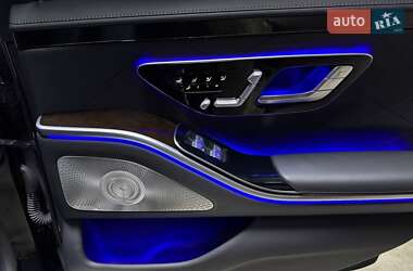 Седан Mercedes-Benz S-Class 2023 в 