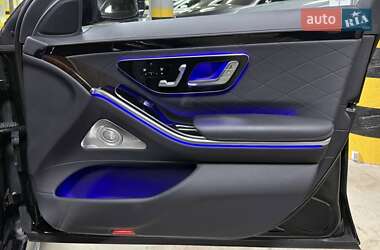 Седан Mercedes-Benz S-Class 2023 в 