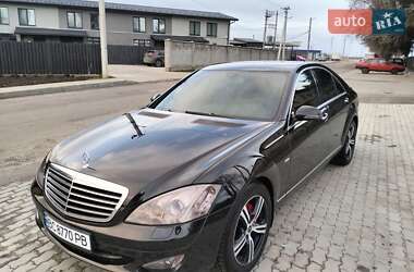 Седан Mercedes-Benz S-Class 2006 в Львові