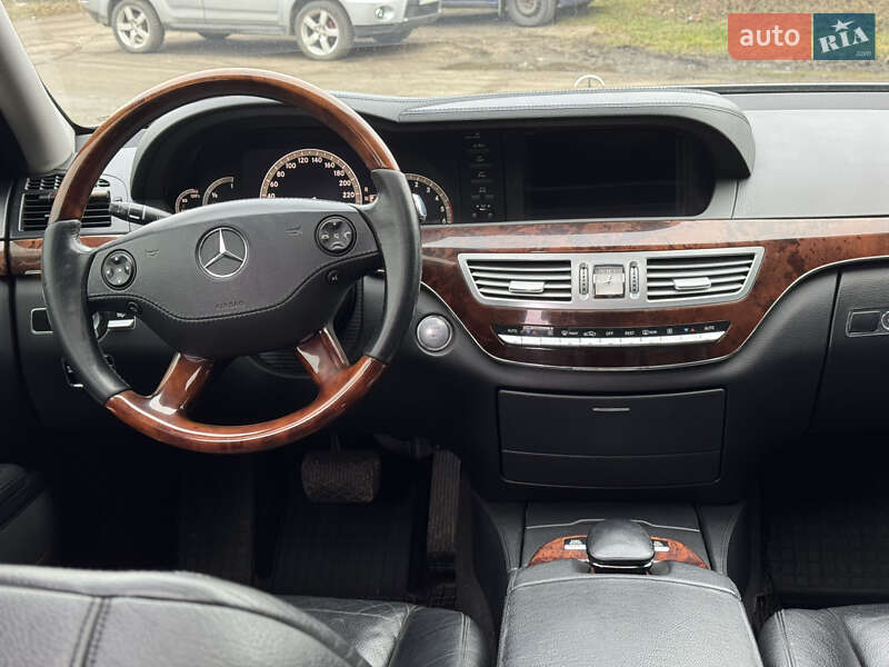 Седан Mercedes-Benz S-Class 2007 в Коростышеве