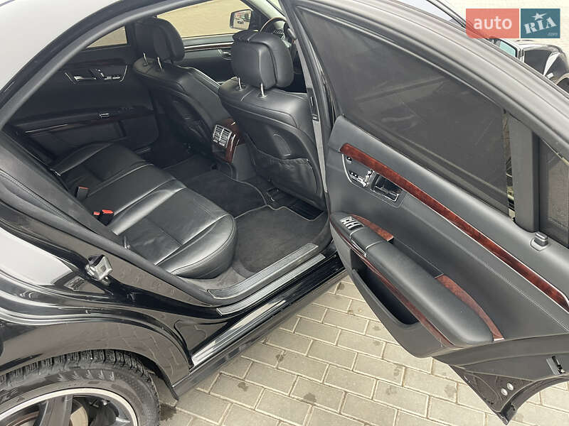 Седан Mercedes-Benz S-Class 2007 в Александрие