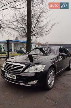 Седан Mercedes-Benz S-Class 2007 в Дніпрі