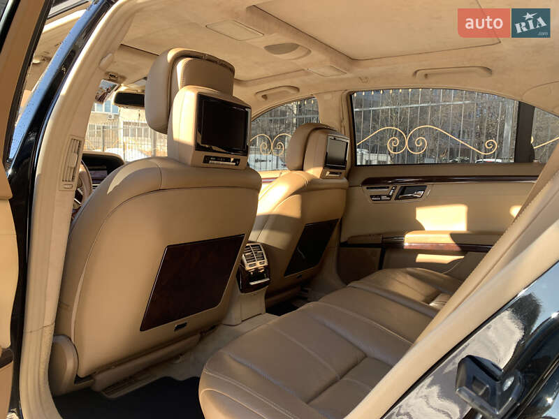 Седан Mercedes-Benz S-Class 2007 в Львові