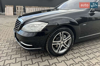 Седан Mercedes-Benz S-Class 2010 в Могилів-Подільському