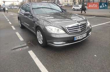 Седан Mercedes-Benz S-Class 2013 в Києві