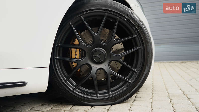 Седан Mercedes-Benz S-Class 2013 в Львові