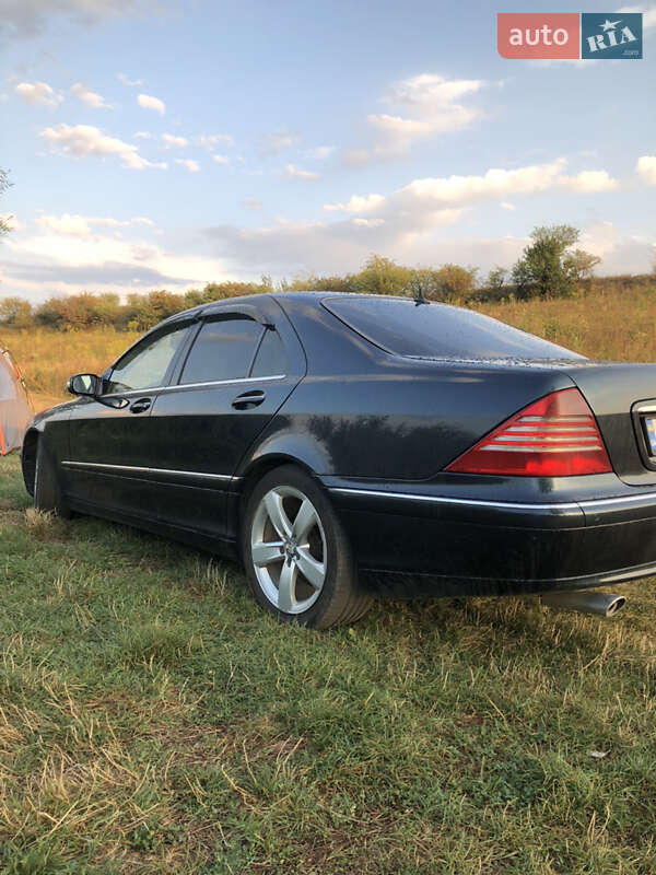 Седан Mercedes-Benz S-Class 2004 в Черновцах