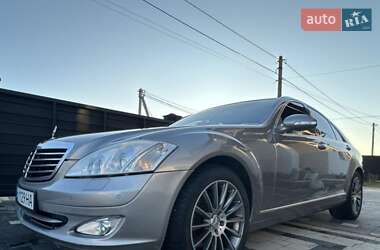 Седан Mercedes-Benz S-Class 2006 в 