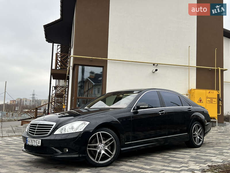 Mercedes-Benz S-Class 2007