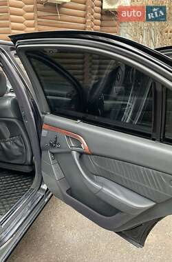 Седан Mercedes-Benz S-Class 2004 в 