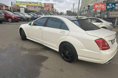 Седан Mercedes-Benz S-Class 2011 в 