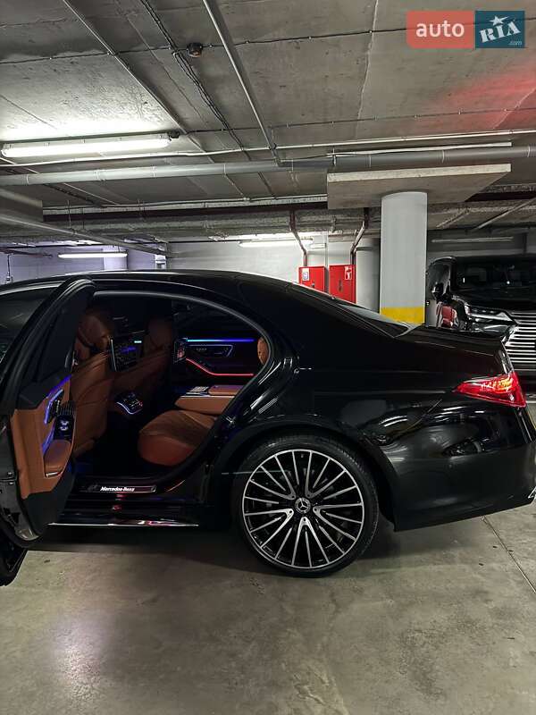 Седан Mercedes-Benz S-Class 2022 в 