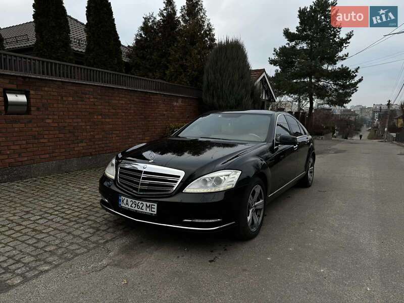 Седан Mercedes-Benz S-Class 2005 в Киеве