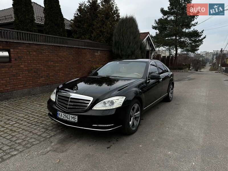 Седан Mercedes-Benz S-Class 2005 в Киеве