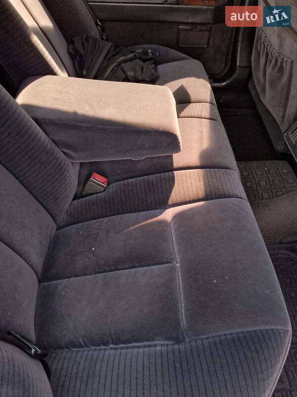 Седан Mercedes-Benz S-Class 1992 в Ужгороде