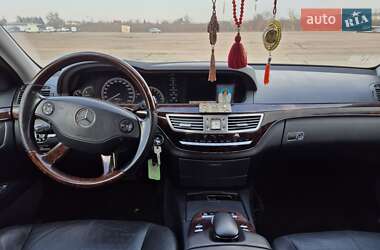 Седан Mercedes-Benz S-Class 2006 в Ужгороде