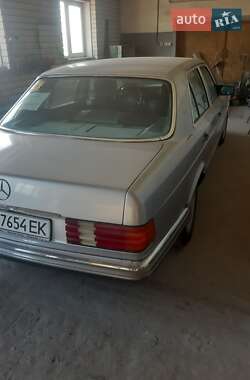 Седан Mercedes-Benz S-Class 1984 в 