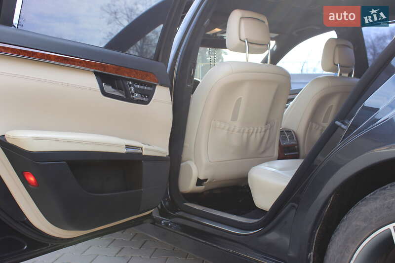 Седан Mercedes-Benz S-Class 2011 в Измаиле
