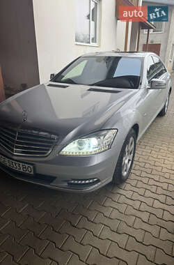 Седан Mercedes-Benz S-Class 2009 в Чернівцях