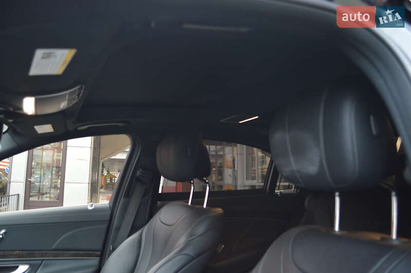 Седан Mercedes-Benz S-Class 2019 в Львові