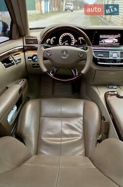 Седан Mercedes-Benz S-Class 2008 в 