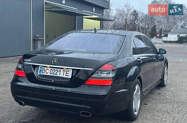 Седан Mercedes-Benz S-Class 2007 в Умані