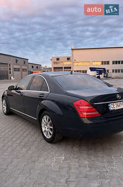 Седан Mercedes-Benz S-Class 2006 в 