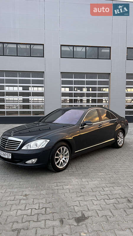 Седан Mercedes-Benz S-Class 2006 в Черновцах