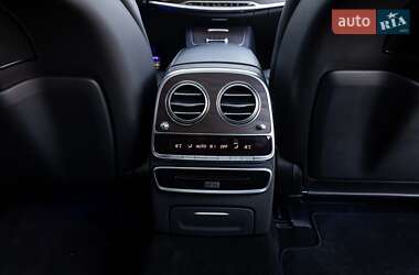 Седан Mercedes-Benz S-Class 2018 в 