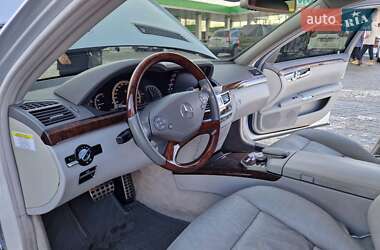 Седан Mercedes-Benz S-Class 2009 в 