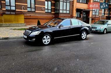 Седан Mercedes-Benz S-Class 2006 в Чернигове