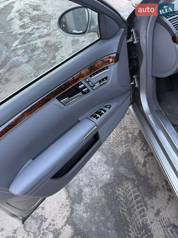 Седан Mercedes-Benz S-Class 2009 в Києві