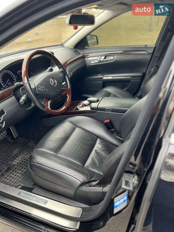 Седан Mercedes-Benz S-Class 2012 в Черкасах