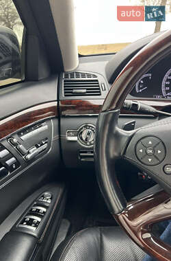 Седан Mercedes-Benz S-Class 2012 в Черкасах
