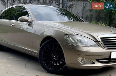Седан Mercedes-Benz S-Class 2008 в 