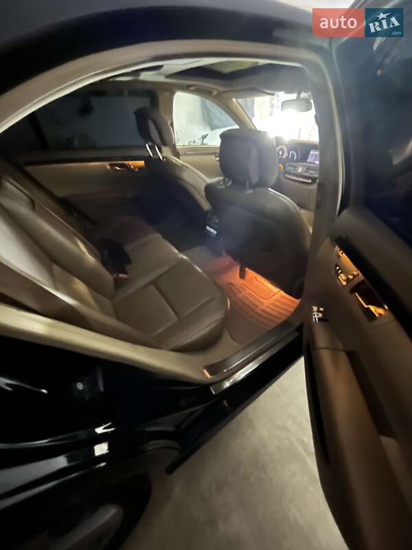 Седан Mercedes-Benz S-Class 2006 в Мукачево