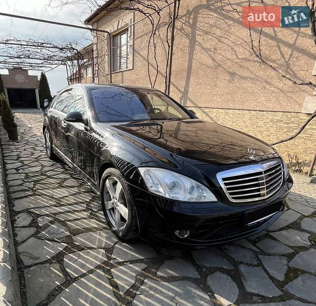 Седан Mercedes-Benz S-Class 2006 в Мукачево