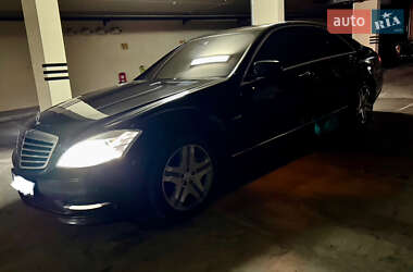 Седан Mercedes-Benz S-Class 2012 в Києві