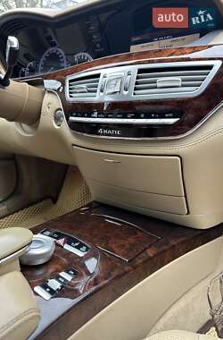 Седан Mercedes-Benz S-Class 2012 в Киеве