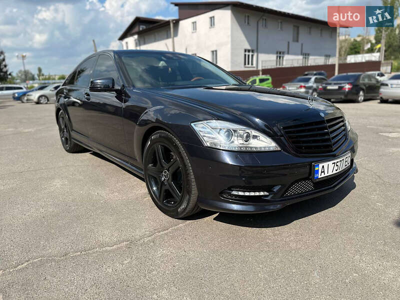 Седан Mercedes-Benz S-Class 2010 в 