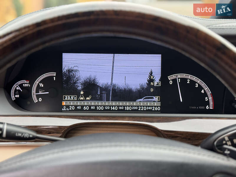Седан Mercedes-Benz S-Class 2011 в Мукачево