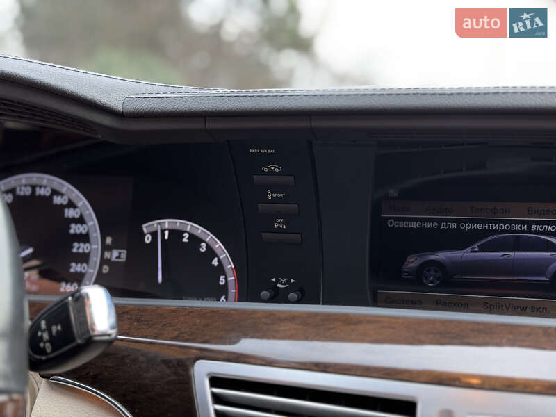 Седан Mercedes-Benz S-Class 2011 в Мукачево